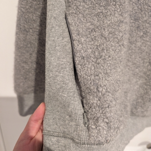 Lululemon standout sherpa quarter zip sweater size 8 - Picture 4 of 4
